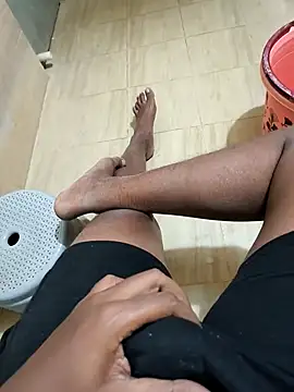 mkmony online show from February 11, 2025, 6:22 pm