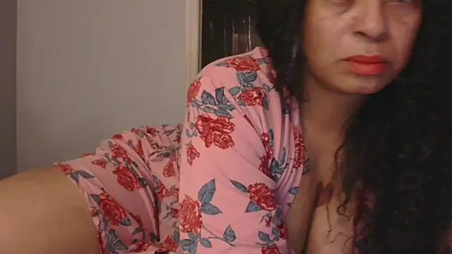 Snapshot of MSweetLindaParks chatting on November 1, 2025, 11:29 pm MSweetLindaParks online show from November 1, 2025, 11:29 pm