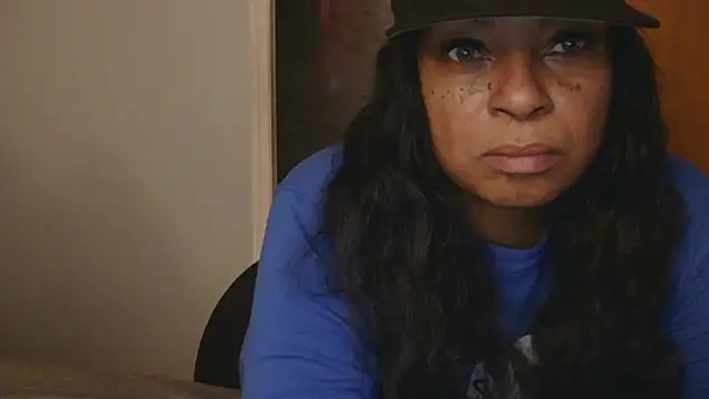 Snapshot of MSweetLindaParks chatting on November 30, 2025, 11:42 pm MSweetLindaParks online show from November 30, 2025, 11:42 pm