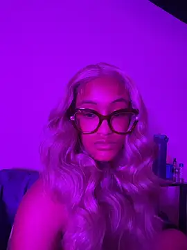 Snapshot of MyssFiji chatting on October 23, 2025, 11:03 pm MyssFiji online show from October 23, 2025, 11:03 pm