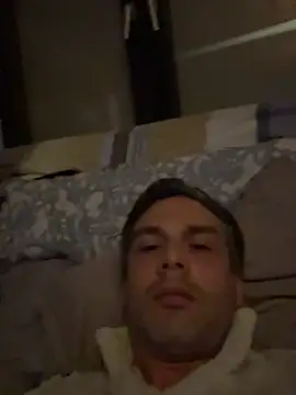 sexy l o  online show from March 29, 2026, 12:54 am