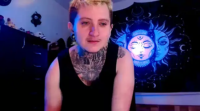 Snapshot of Marieblueeyes chatting on January 13, 2025, 1:13 am Marieblueeyes online show from January 13, 2025, 1:13 am
