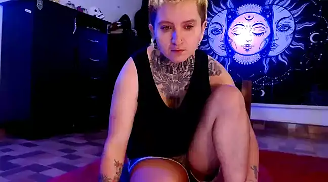 Snapshot of Marieblueeyes chatting on January 13, 2025, 1:17 pm Marieblueeyes online show from January 13, 2025, 1:17 pm