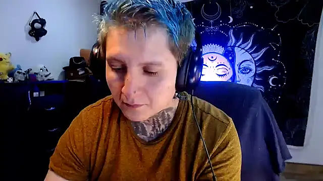 Snapshot of Marieblueeyes chatting on February 6, 2025, 4:53 am Marieblueeyes online show from February 6, 2025, 4:53 am