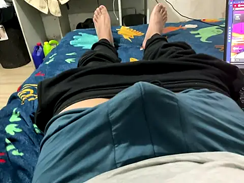 elvis0966 online show from September 22, 2025, 3:41 am