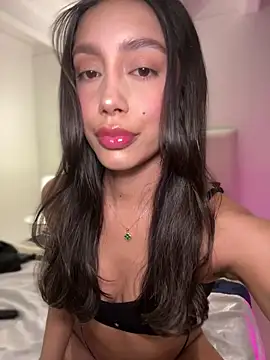 SelenaStone online show from March 9, 2026, 11:42 pm