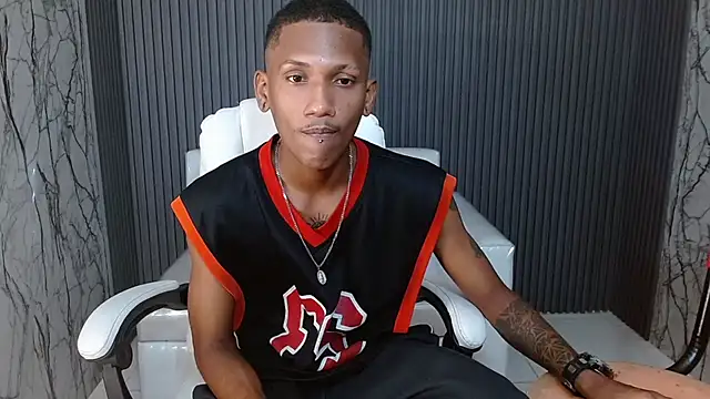 ManSant online show from October 18, 2025, 3:02 pm