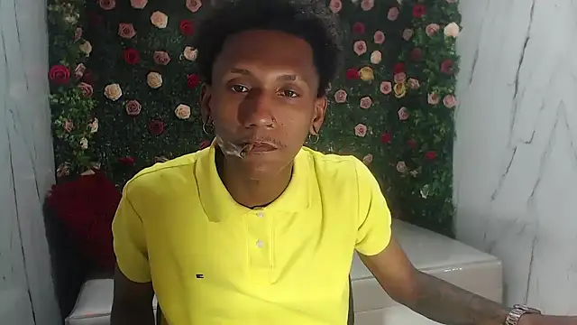 Snapshot of ManSant chatting on July 8, 2026, 5:50 pm ManSant online show from July 8, 2026, 5:50 pm