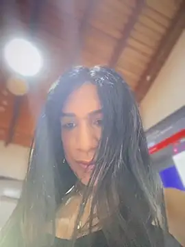 Ashly Miller online show from November 17, 2025, 8:03 pm