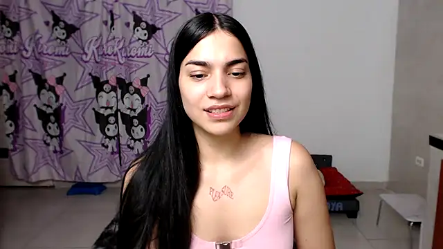 Snapshot of zendayasexxx chatting on December 4, 2025, 4:00 am zendayasexxx online show from December 4, 2025, 4:00 am