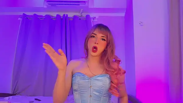 reginarose69 online show from January 13, 2026, 1:11 am