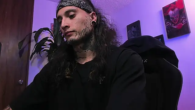 Snapshot of Ryuk_it chatting on November 25, 2025, 1:27 am Ryuk it online show from November 25, 2025, 1:27 am