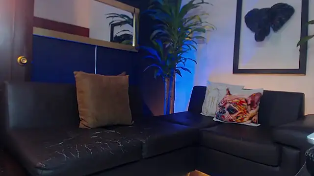 Snapshot of Markboyl chatting on March 20, 2025, 12:11 pm Markboyl online show from March 20, 2025, 12:11 pm