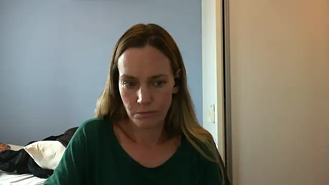 Annylove1 online show from September 9, 2025, 3:44 pm