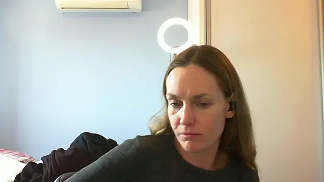 Annylove1 online show from November 11, 2025, 3:56 pm