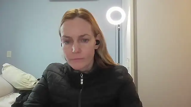 Annylove1 online show from May 21, 2026, 10:44 am