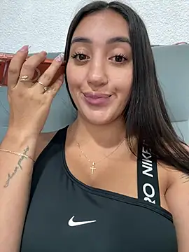 Snapshot of Hannahoff chatting on February 17, 2026, 3:14 am Hannahoff online show from February 17, 2026, 3:14 am