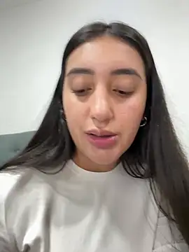 Snapshot of Hannahoff chatting on February 26, 2026, 4:11 am Hannahoff online show from February 26, 2026, 4:11 am