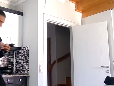 ALPHANDRE online show from March 13, 2026, 7:48 am