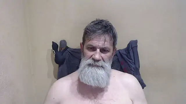 Snapshot of AlexNudo chatting on May 6, 2026, 4:01 pm AlexNudo online show from May 6, 2026, 4:01 pm