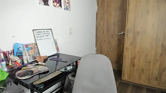 charlott7 online show from February 15, 2025, 1:31 am