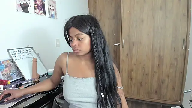 charlott7 online show from February 16, 2025, 7:05 pm