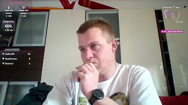 Matttthees online show from October 31, 2025, 2:40 pm