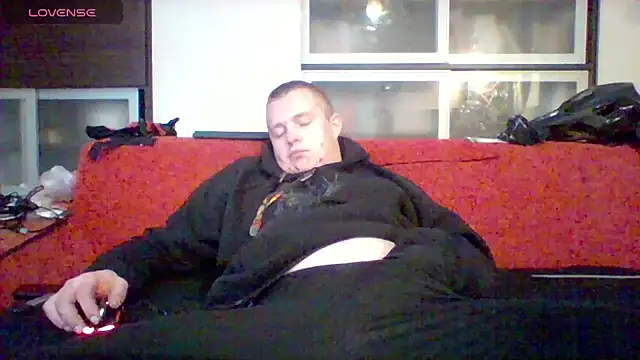 Matttthees online show from November 23, 2025, 6:19 pm