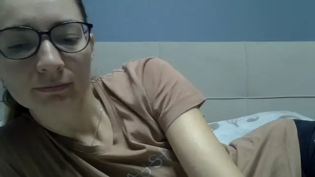 Ashleyspice online show from May 17, 2026, 6:55 am