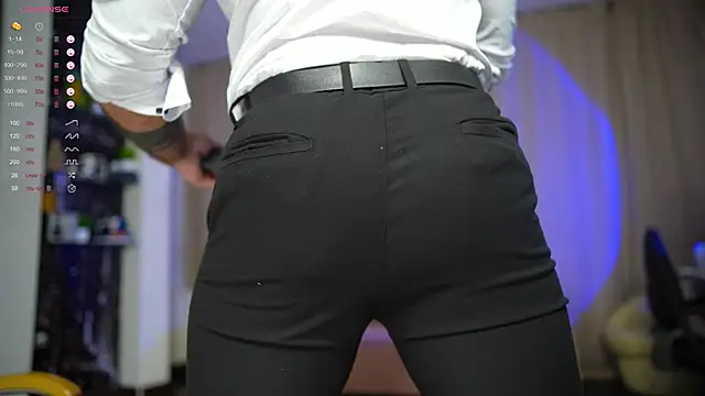 Snapshot of Demianblake chatting on March 5, 2025, 3:18 pm Demianblake online show from March 5, 2025, 3:18 pm