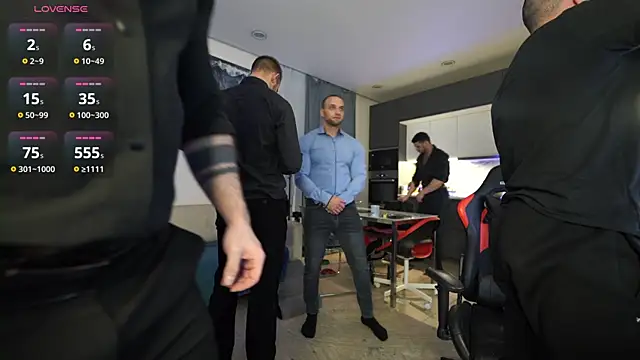 Demianblake online show from December 21, 2025, 3:41 pm