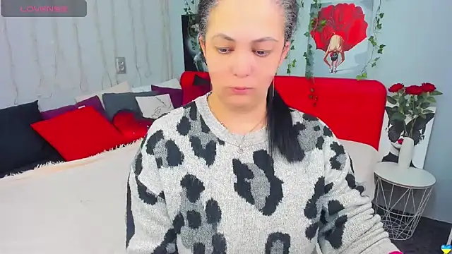 DarlingMilf online show from December 26, 2024, 6:12 pm