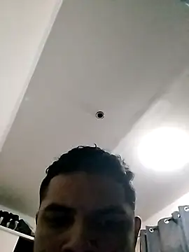 Snapshot of jurick938 chatting on December 18, 2025, 5:02 am jurick938 online show from December 18, 2025, 5:02 am