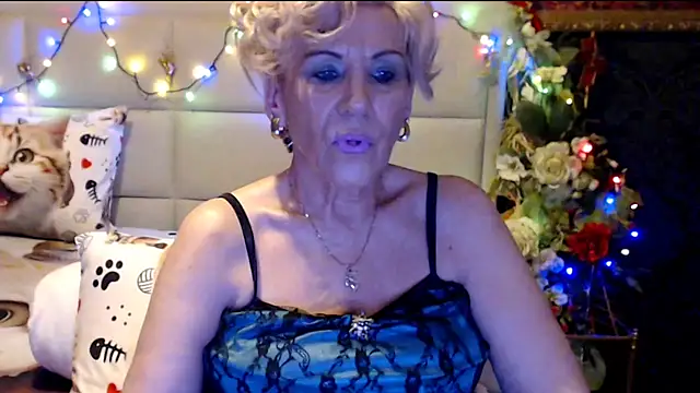 HappyWomanOn online show from February 4, 2025, 10:43 am