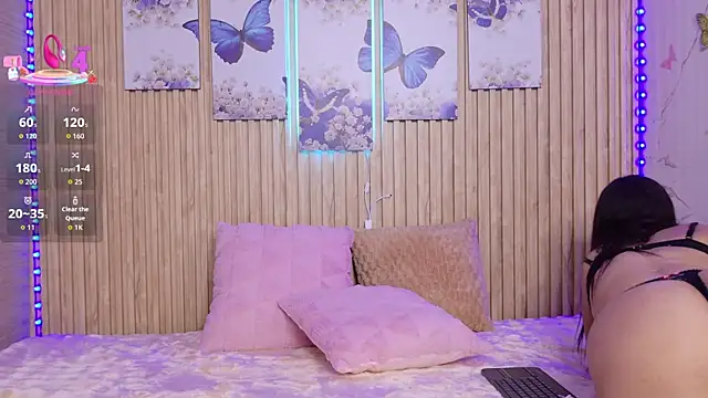 Marianaa Lopezz online show from March 30, 2026, 6:53 pm