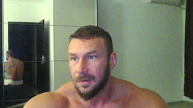 muscularkevin online show from September 10, 2025, 3:28 am