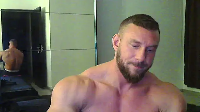 muscularkevin online show from December 19, 2025, 5:03 am