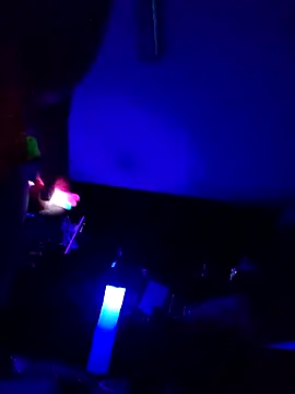 Hotredheadandtoungelasher online show from February 25, 2025, 7:42 am