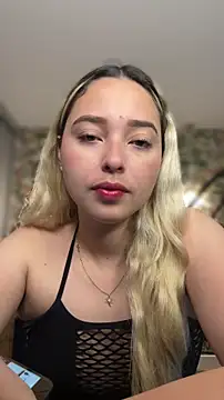 Irisweet  online show from March 8, 2026, 3:38 pm