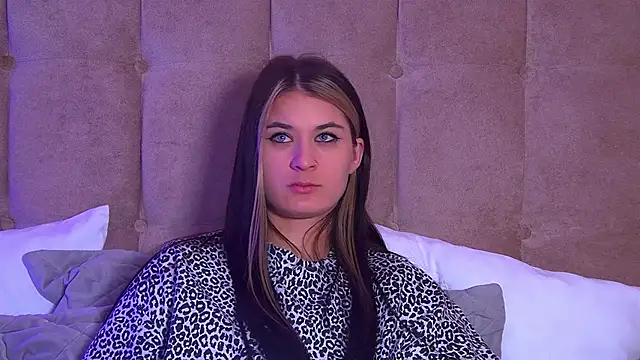 RachelSimpson online show from February 21, 2025, 12:27 am