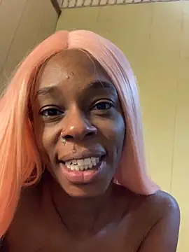 Snapshot of Jasmine_FullsShine chatting on February 15, 2025, 12:11 pm Jasmine FullsShine online show from February 15, 2025, 12:11 pm