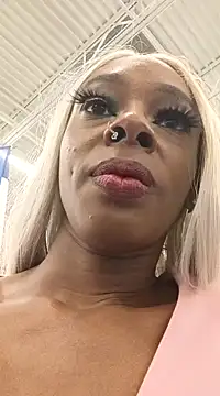 Snapshot of Jasmine_FullsShine chatting on March 8, 2025, 12:55 am Jasmine FullsShine online show from March 8, 2025, 12:55 am