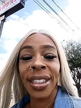 Snapshot of Jasmine_FullsShine chatting on March 12, 2025, 4:02 pm Jasmine FullsShine online show from March 12, 2025, 4:02 pm