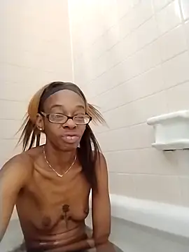 Snapshot of Jasmine_FullsShine chatting on February 25, 2026, 4:05 pm Jasmine FullsShine online show from February 25, 2026, 4:05 pm