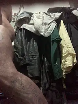 Snapshot of raphadoors19 chatting on February 9, 2026, 5:55 am raphadoors19 online show from February 9, 2026, 5:55 am