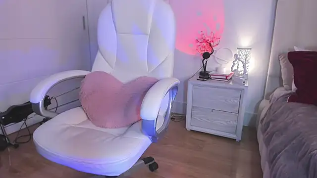 Snapshot of Daniela_Miller_ chatting on March 11, 2025, 5:38 am Daniela Miller online show from March 11, 2025, 5:38 am