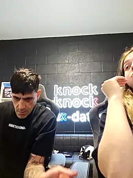 Elnonoykeila77 online show from November 10, 2025, 10:31 pm