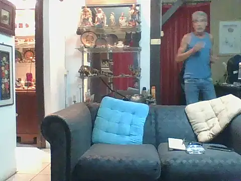 dutra498 online show from February 14, 2026, 2:52 am