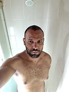 anthonylatynxd online show from January 28, 2025, 10:01 pm