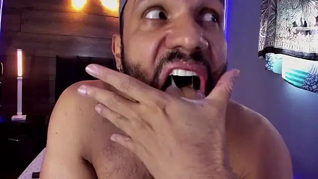 anthonylatynxd online show from February 9, 2025, 2:29 pm